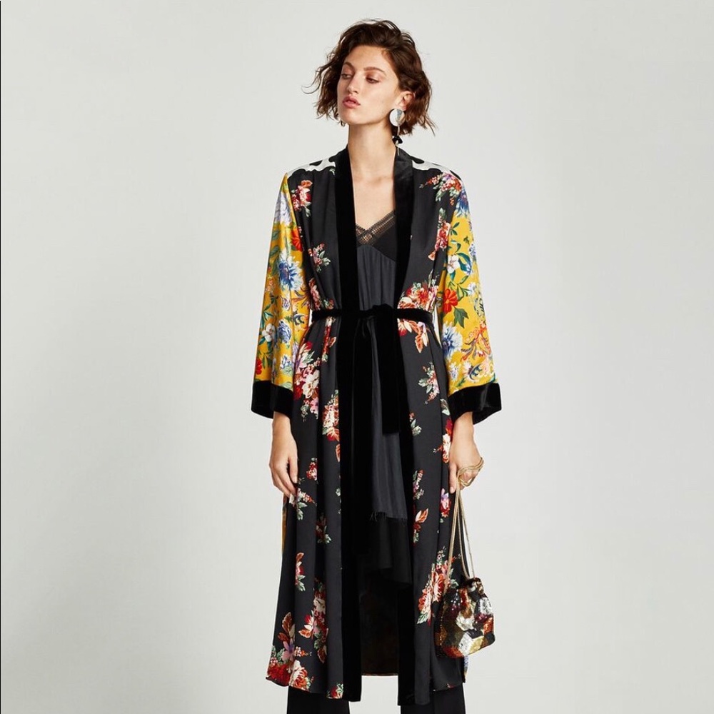Zara Contrasting Patchwork Kimono 👘